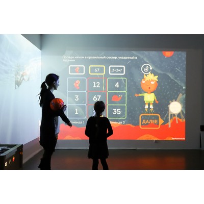 Интерактивный физкультурный комплекс (ИФК) с проектором для тёмного помещения